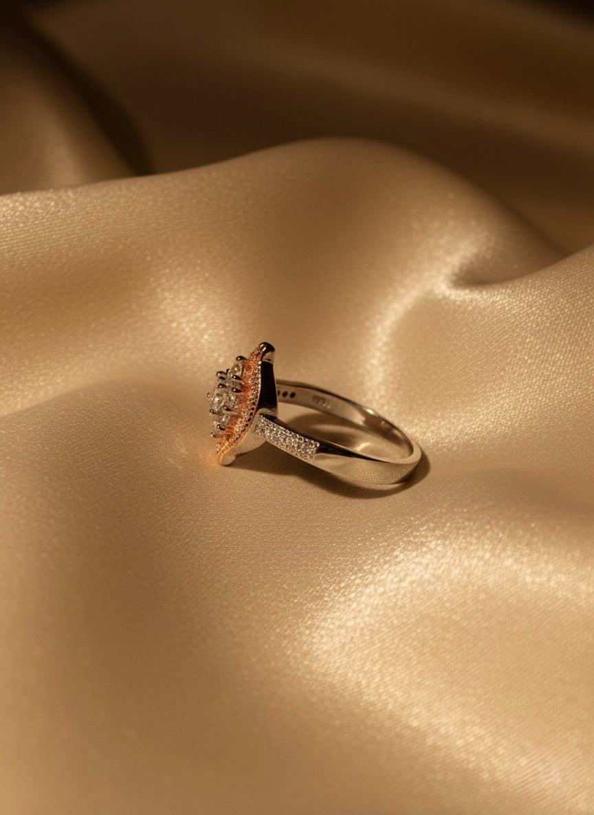 Swirl Cluster Ring