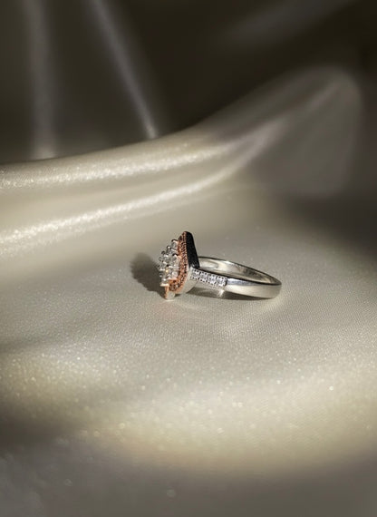 Swirl Cluster Ring